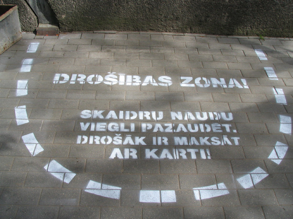 Kabatzagļi pret maksājumu kartēm